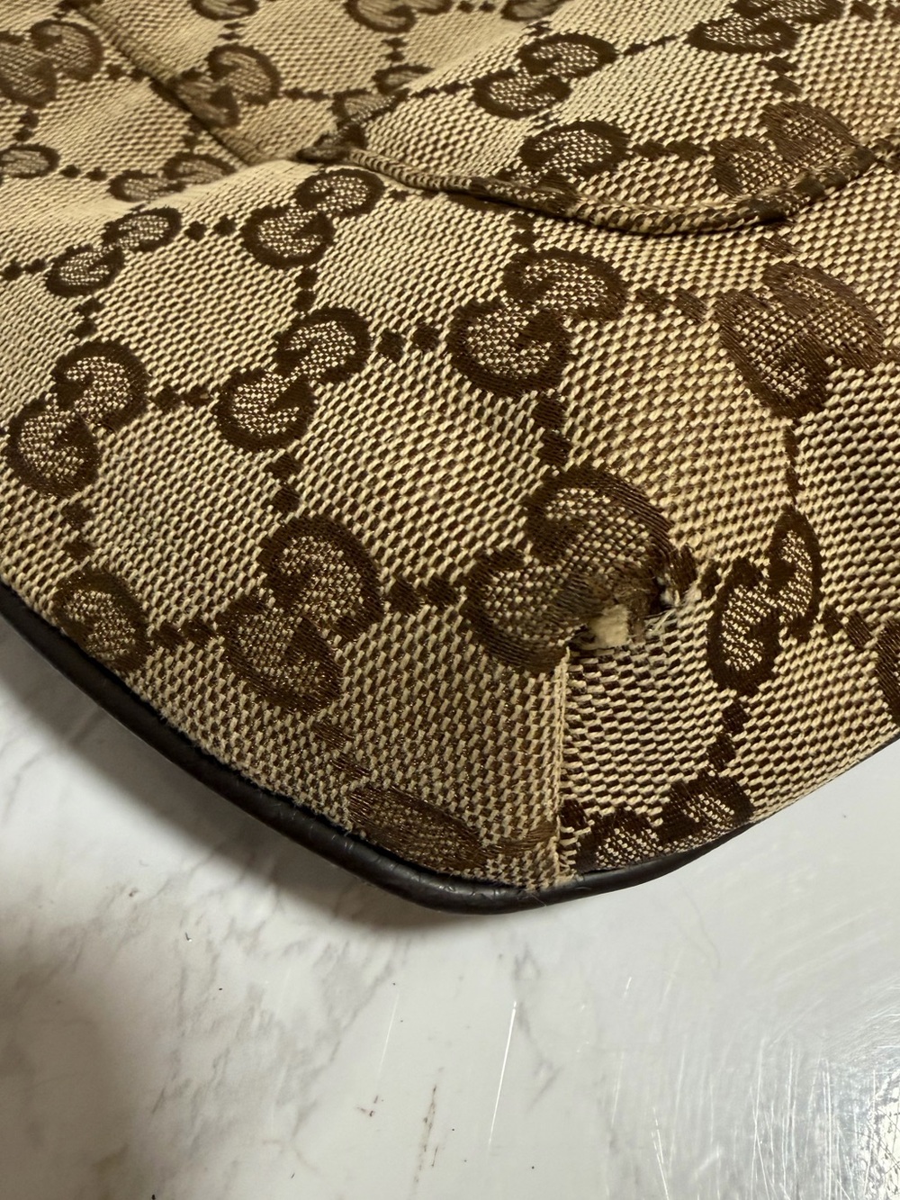 Gucci Beige/Brown GG Supreme Crossbody Bag with Adjustable Strap - Picture 10 of 11
